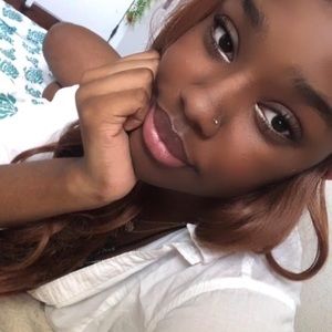 Meet your Posher, Imani